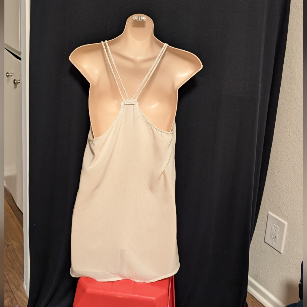 Dizzy Lizzy White Macrame Fringes Halter Top - Picture 4 of 12